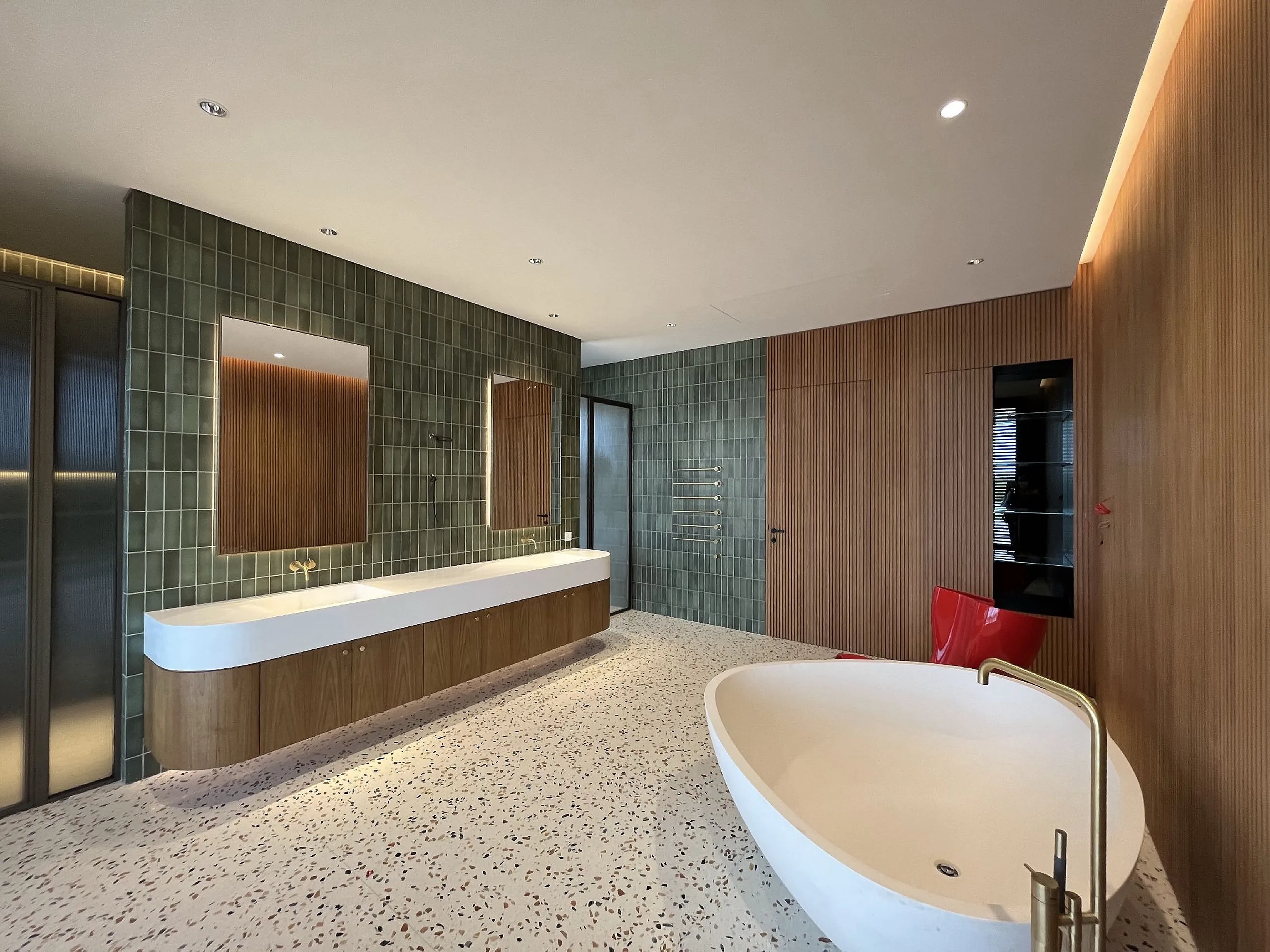 Bathroom Series — photo 03